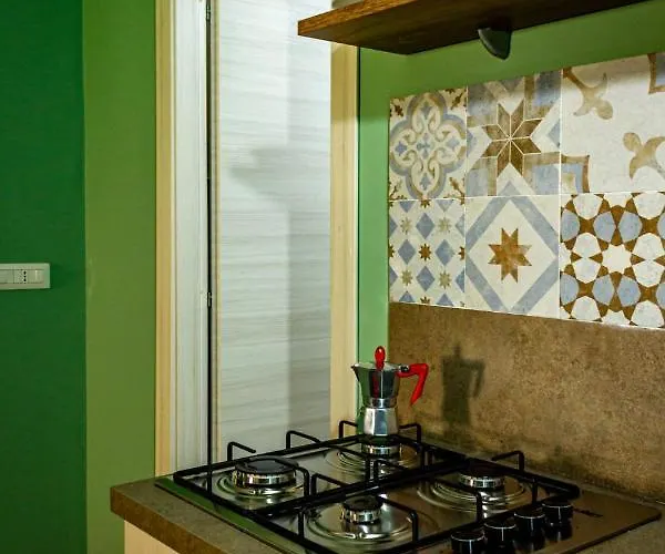 Incastro In 克罗托内