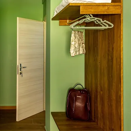 Incastro In Couette-café