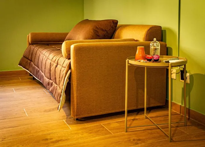 Incastro In 4* Crotone